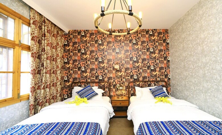 Jomo Hotel Fenghuang