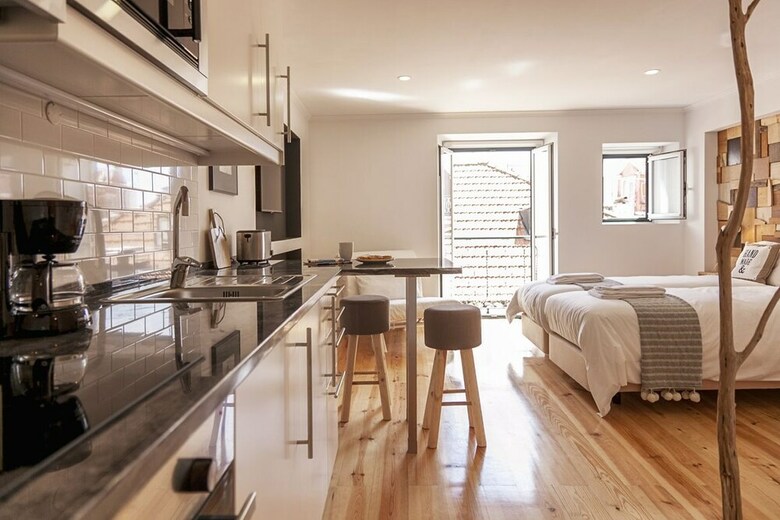 Bairro Studio Apartment - By Lu Holidays
