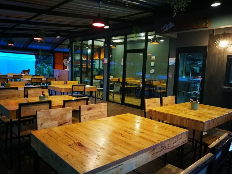 Hotel Baan Rom Lom Yen