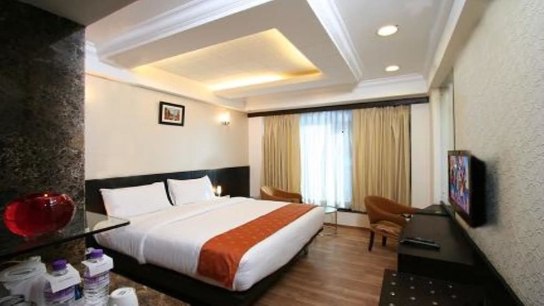 Hotel Signature Grand