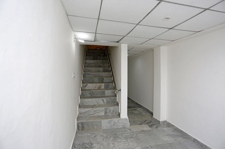 Oyo 8989 Hotel Raj