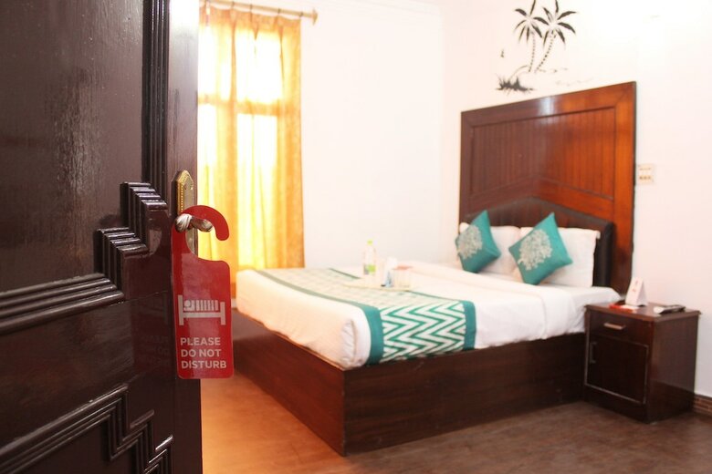 Hotel Oyo 3856 Akansha Resort