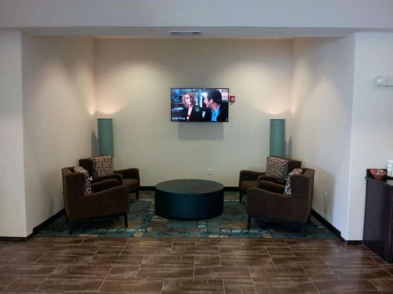 Oakwood Suites Hotel