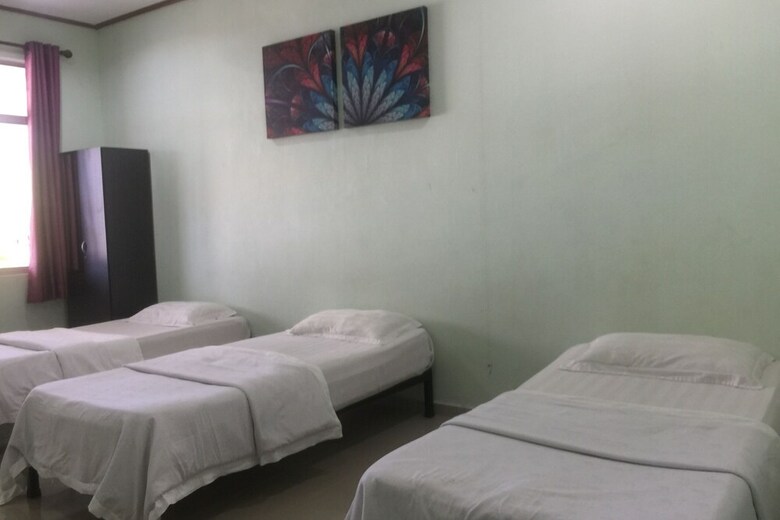 Oyo 90004 Sri Pauh Natural Motel
