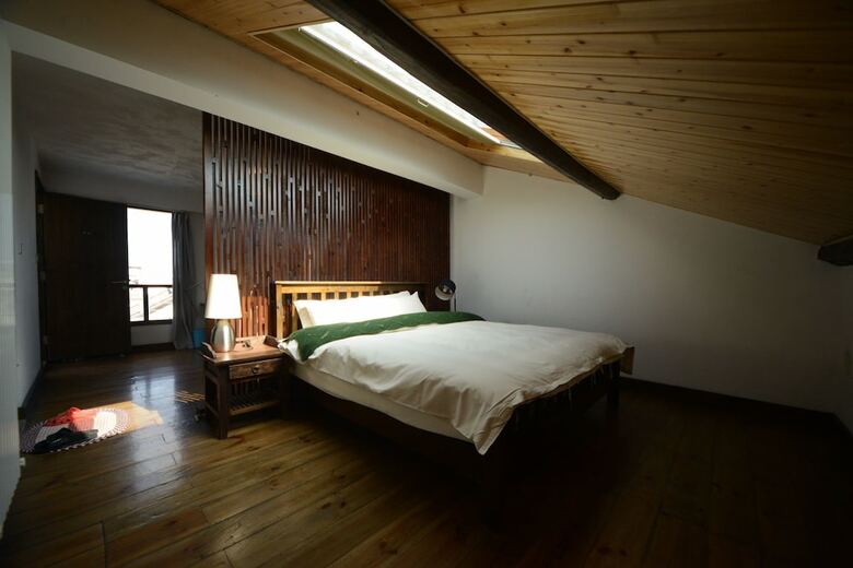 Grandma's Maomaocool Travelling Hotel