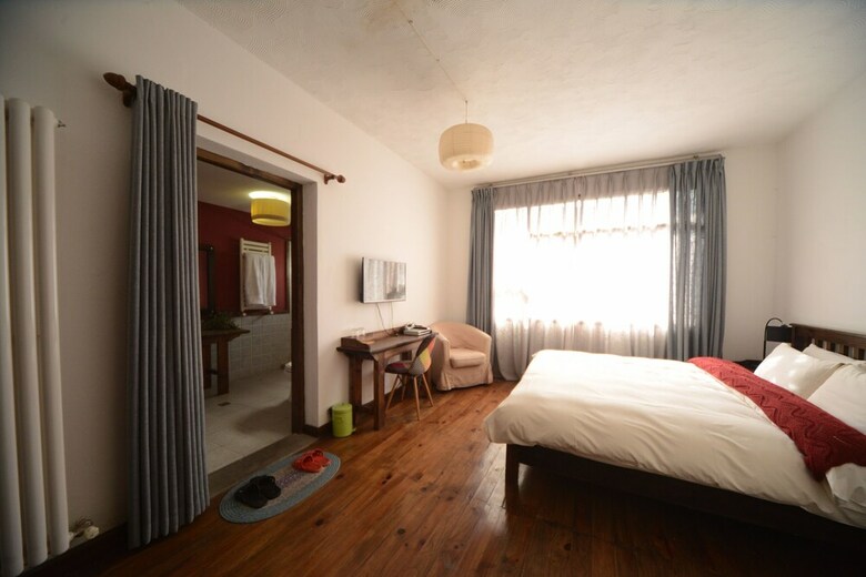 Grandma's Maomaocool Travelling Hotel