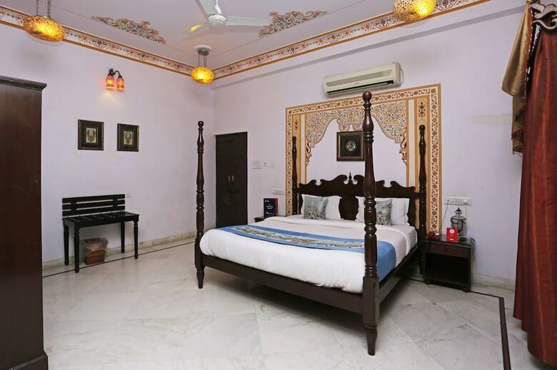 Palette - Hotel Inder Prakash