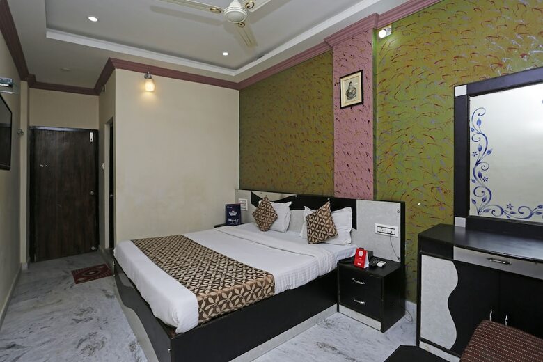 Oyo 6541 Hotel Relax Inn