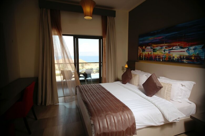 Hotel Jaz Beau Rivage Resort