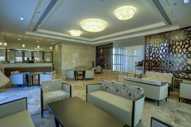 Hotel Jaz Beau Rivage Resort