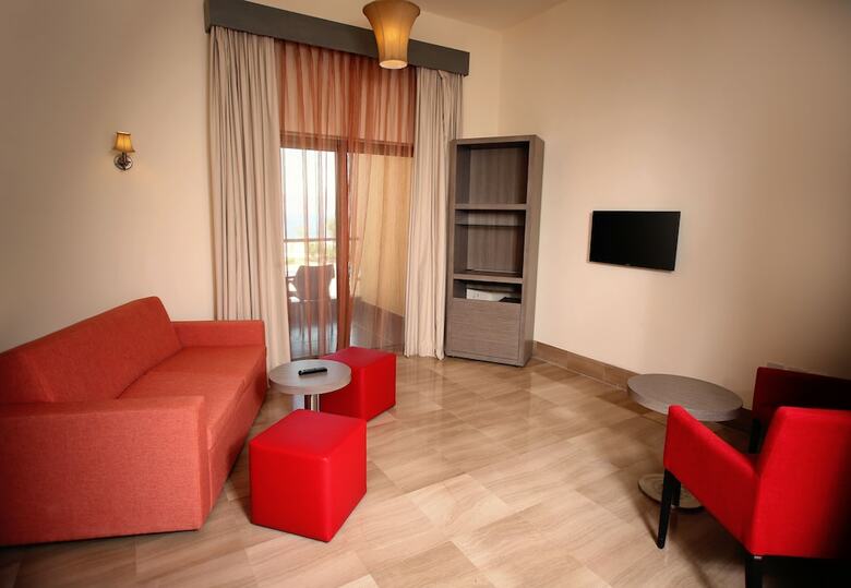 Hotel Jaz Beau Rivage Resort