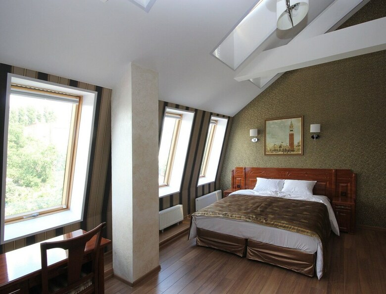 Hotel Absolute