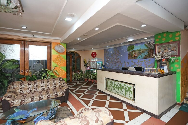 Oyo 6077 Hotel Ashraya