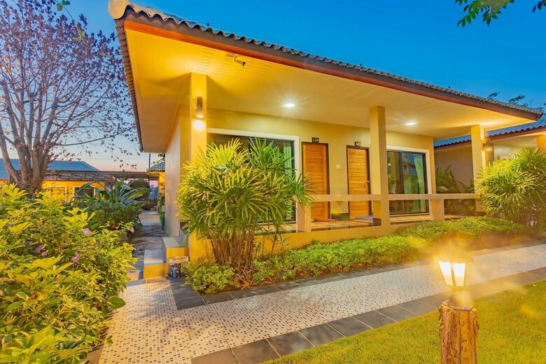 Hotel Tontan Resort Cha-am