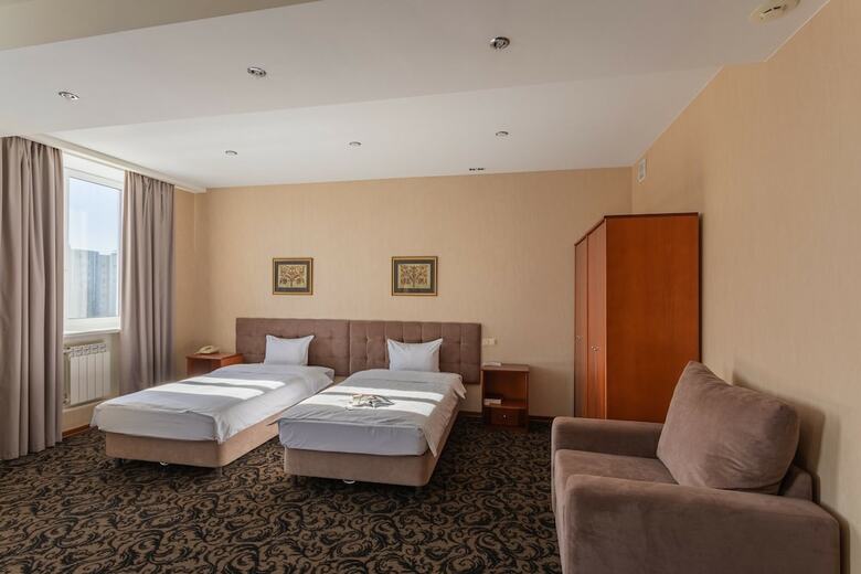 Benefit Plaza Congress Hotel