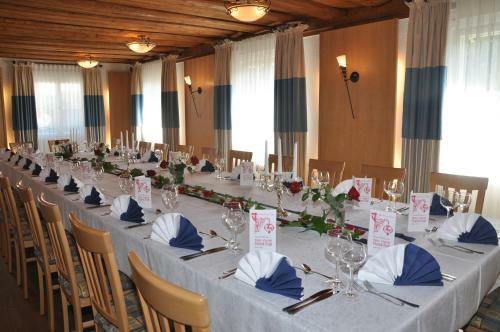 Hotel-gasthof Rotes Ro�