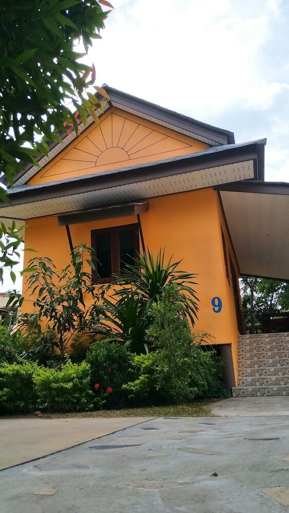 Hotel Baan Mek Lom