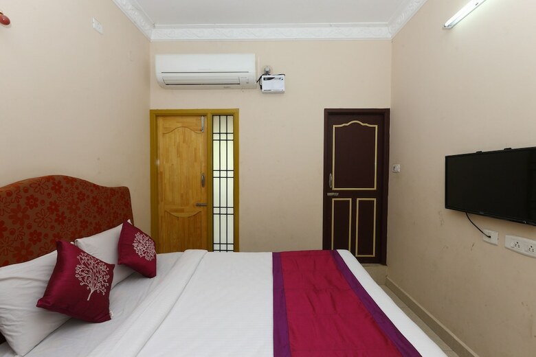 Hotel Oyo 7826 Subadev