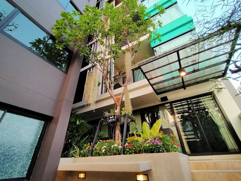 Hotel Siri Ratchada Bangkok