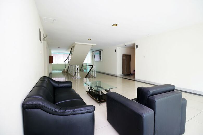 Hotel Airy Kuningan Karet Pedurenan 68 Jakarta