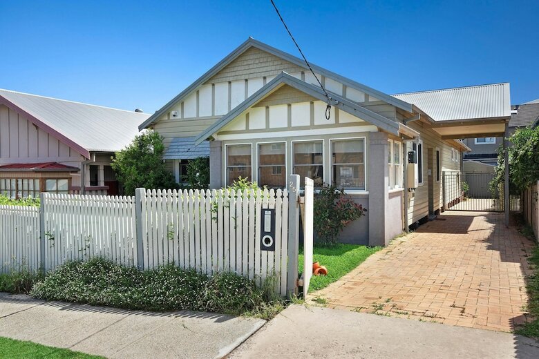 Newcastle Executive Homes - Cooks Hill Cottage