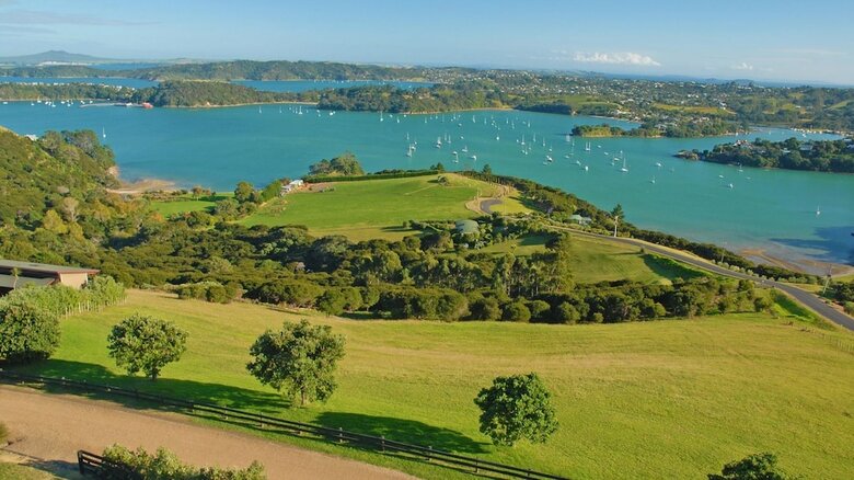 Bed & Breakfast Te Whau Lodge