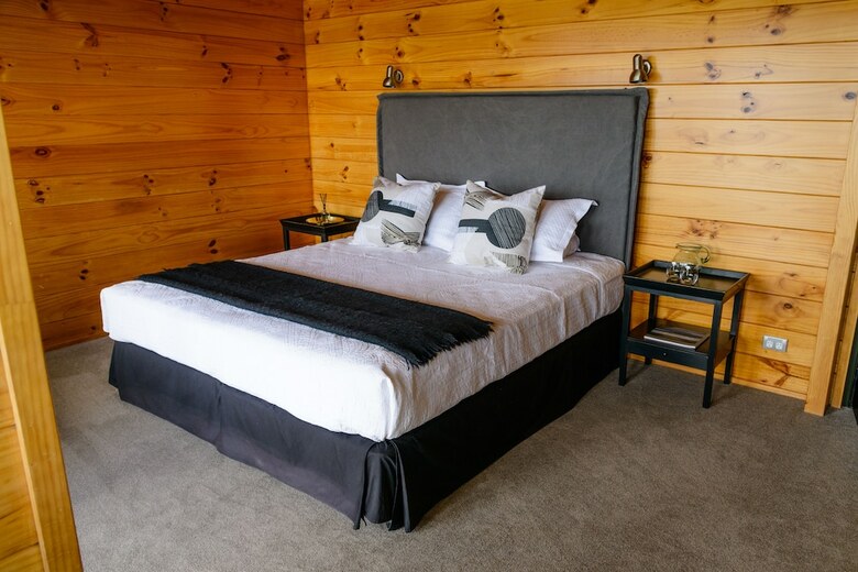 Bed & Breakfast Te Whau Lodge