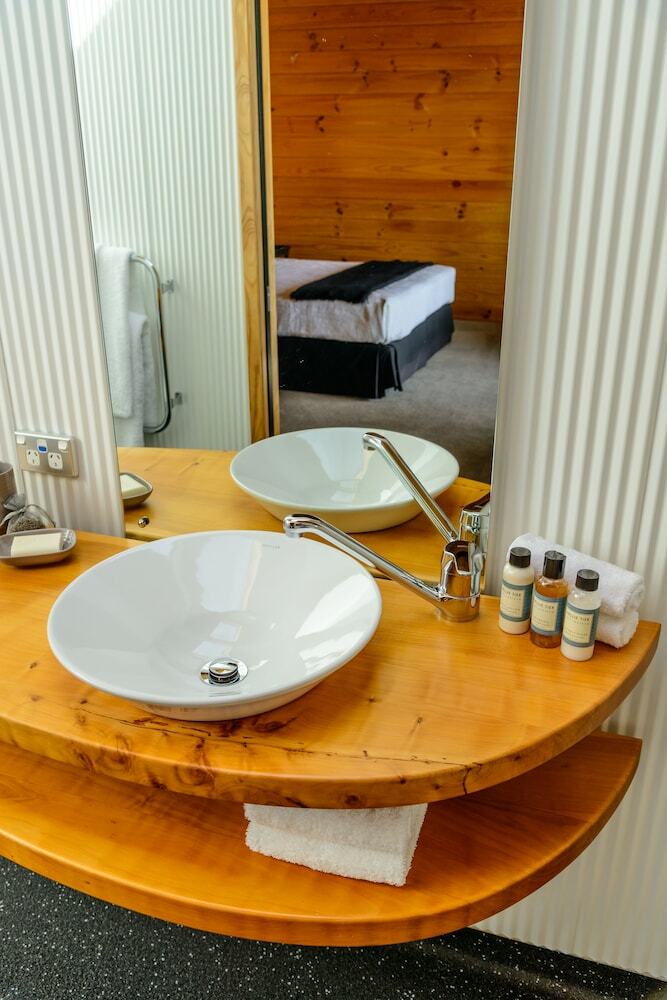 Bed & Breakfast Te Whau Lodge