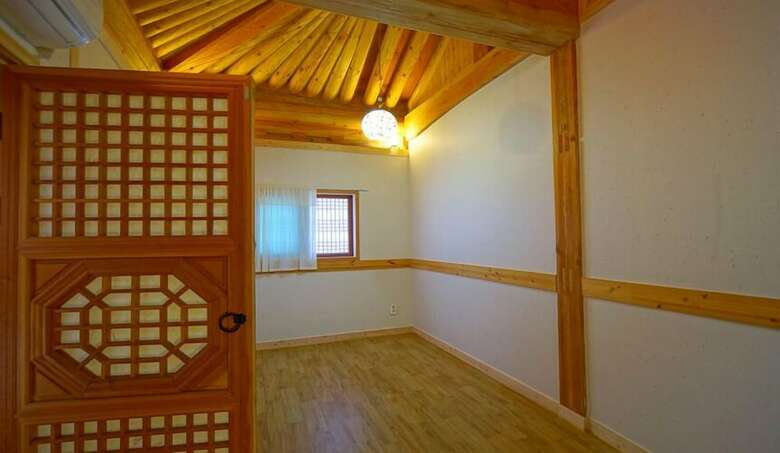 Hotel Beautiful House Hanok Stay