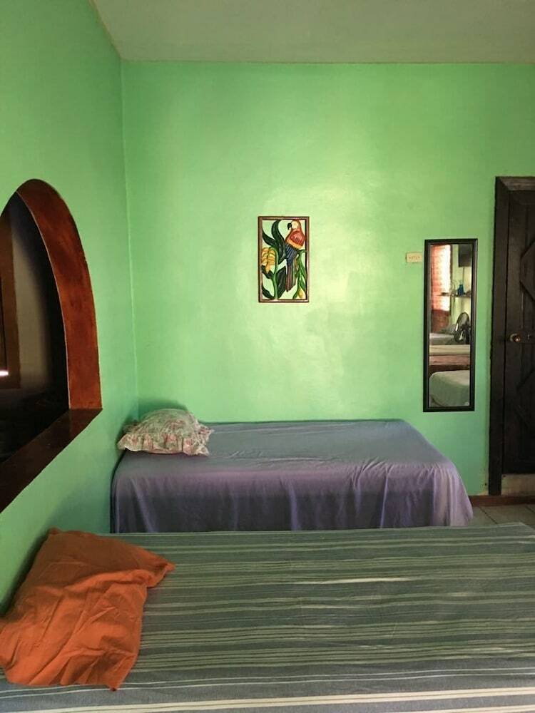 Hotel G's Place