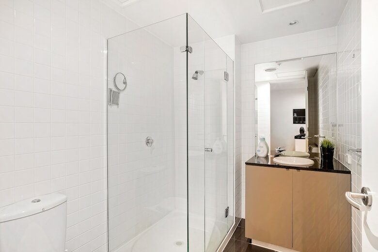 Sanctuary Apartments - Collins St Cbd