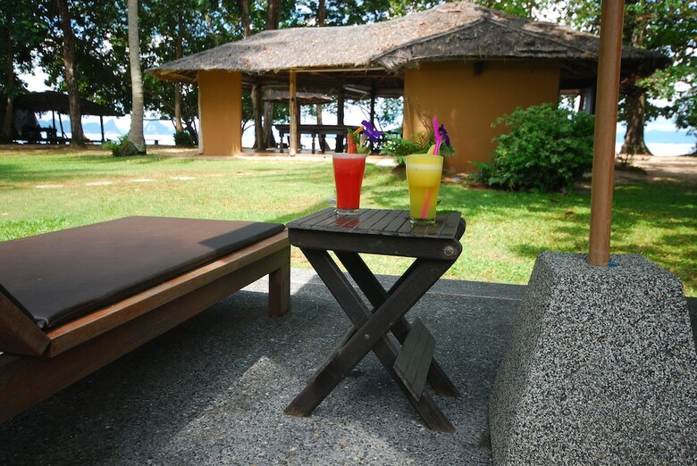 Hotel Melina's Beach Front Bungalow