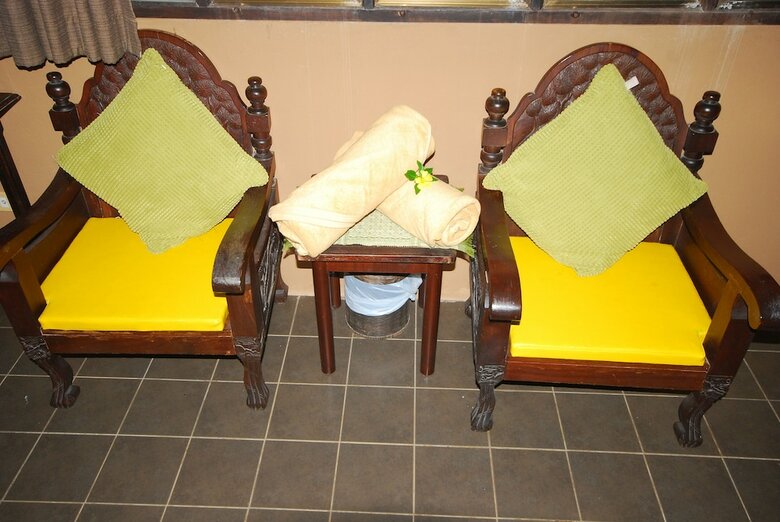 Hotel Melina's Beach Front Bungalow
