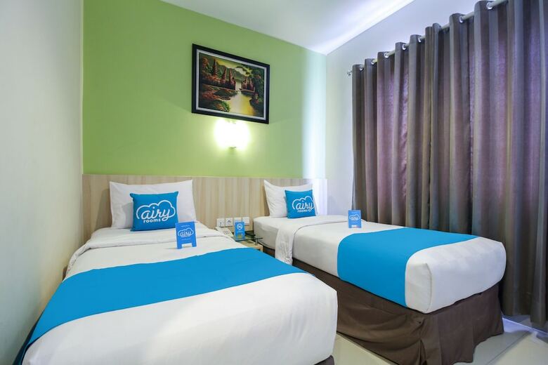 Hotel Airy Syariah Padang Barat Hang Tuah 211