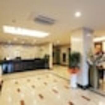 Hotel Golden Hill