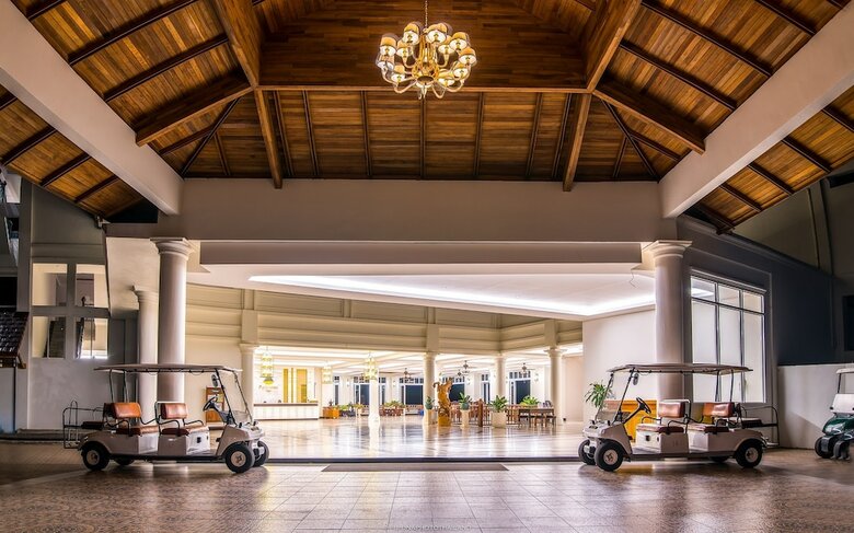 Hotel Katathong Golf Resort & Spa