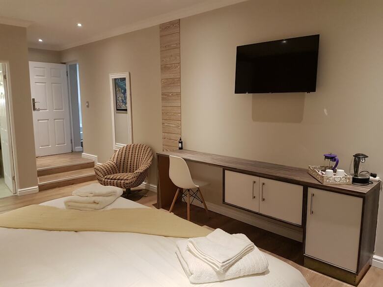 Bed & Breakfast Riverview Guesthouse