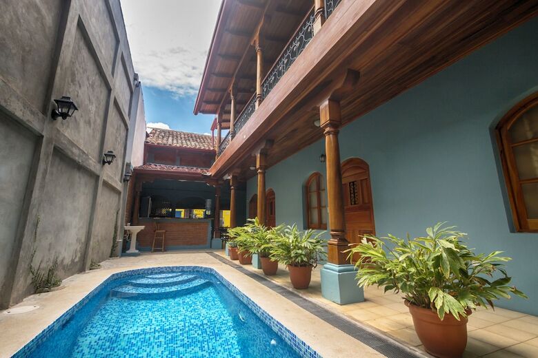Hotel Mirna