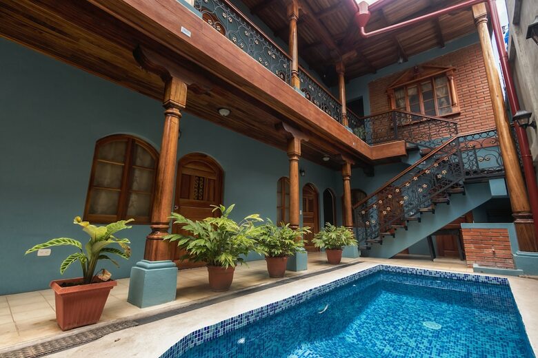 Hotel Mirna