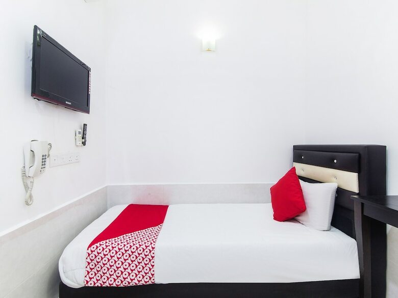 Oyo 414  Adiff Palace Hotel