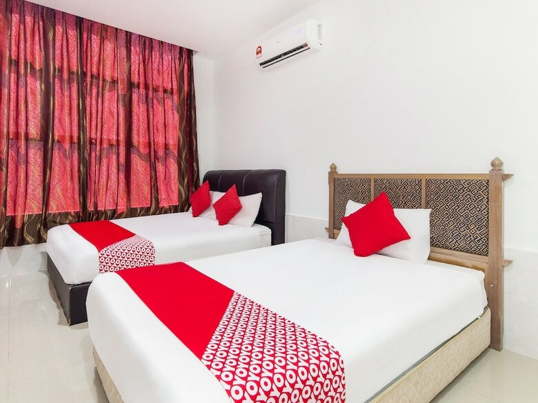 Oyo 414  Adiff Palace Hotel