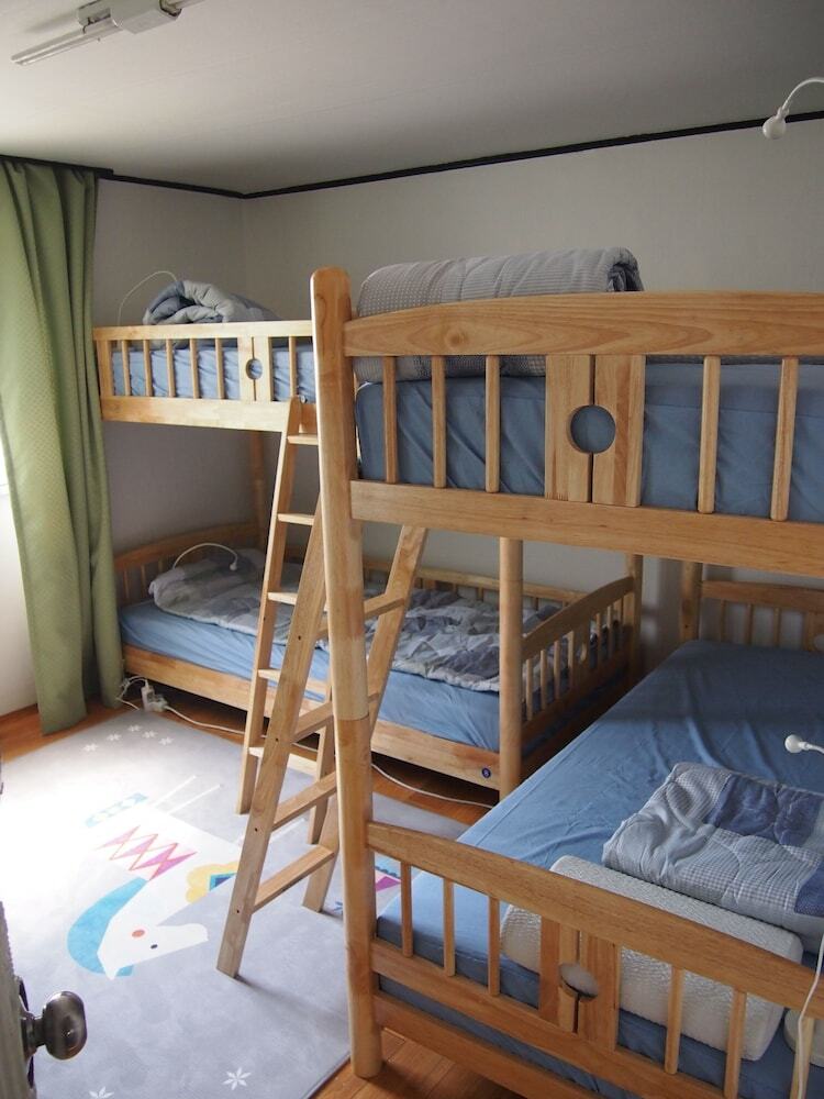 Hostal Guesthouse 345 - Hostel