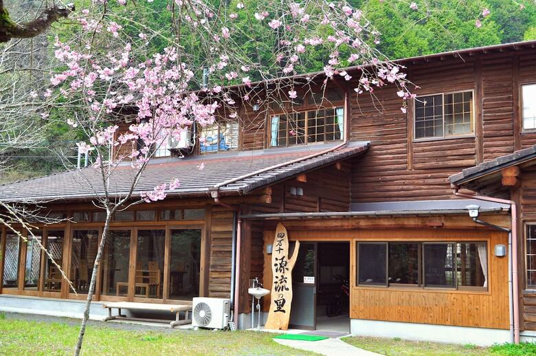 Hotel Nature Resort In Shimanto