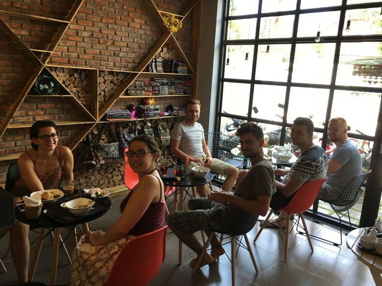 Hostal Travellers Nest Hostel