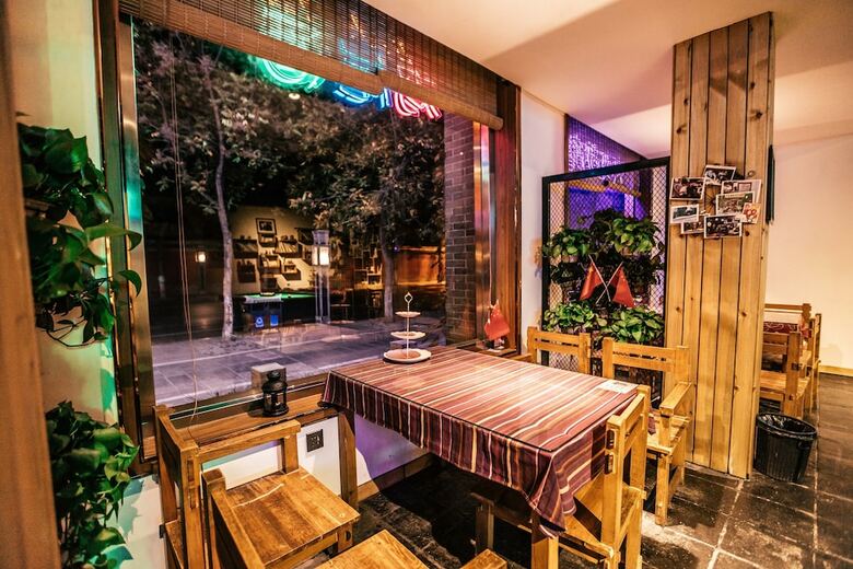 Posada Qufu International Youth Hotel