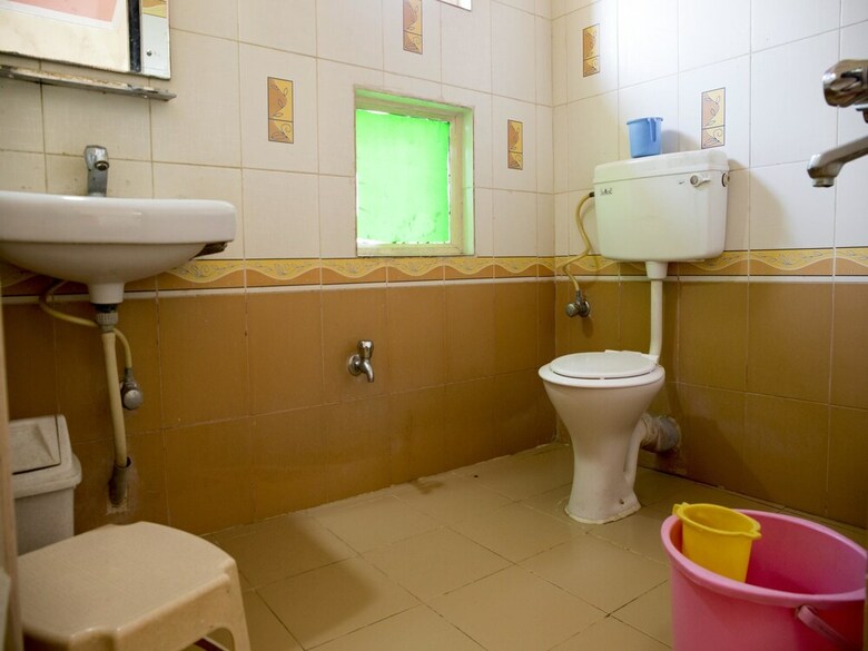 Oyo 3886 Hotel Trimurti Heights