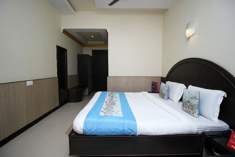 Oyo 3058 Hotel Vishal Plaza