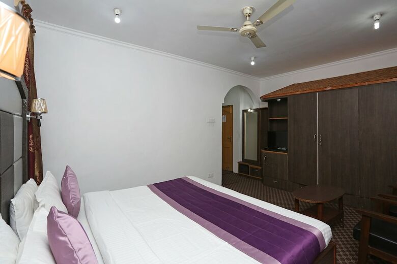 Oyo 4487 Hotel Al Azra