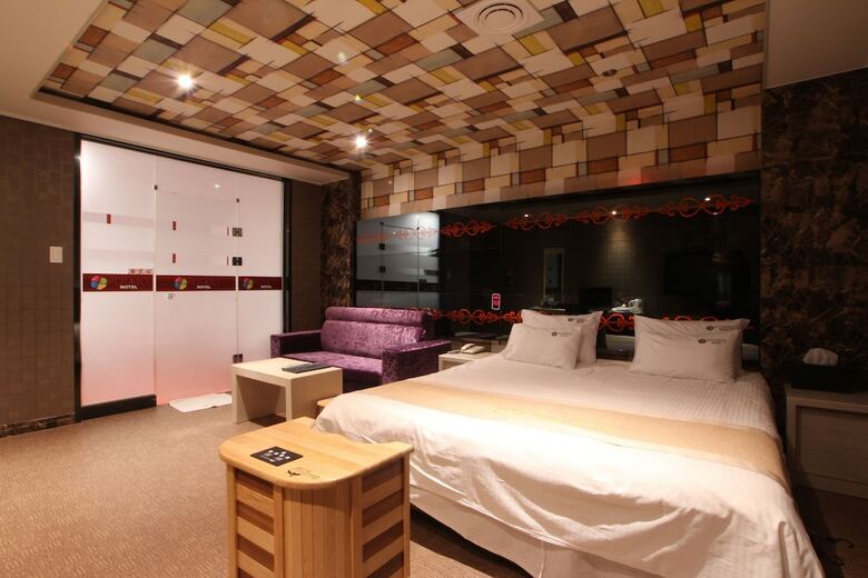 Hotel Potato Motel