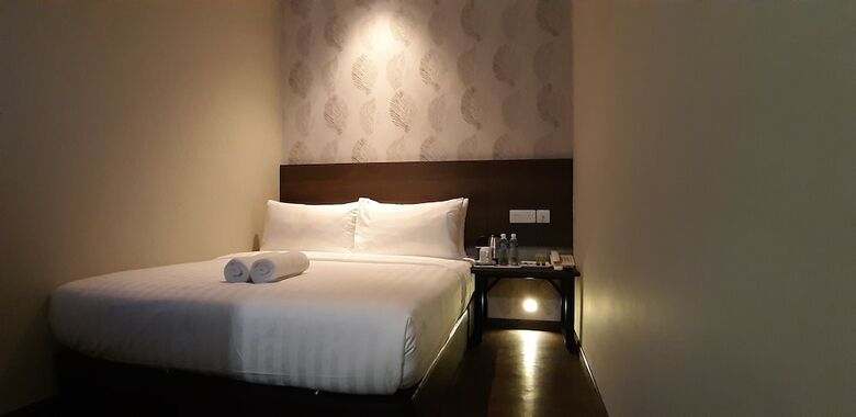 Miico Hotel @ Mount Austin